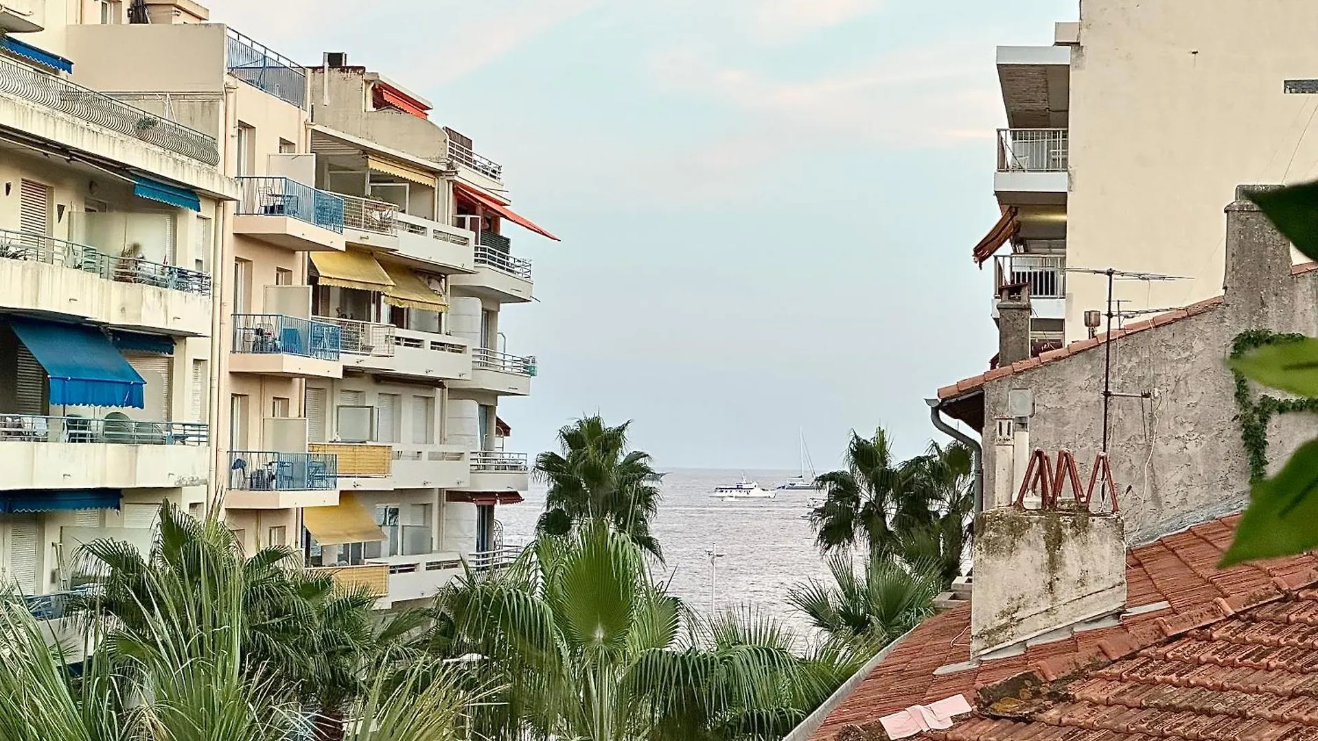 3 Pieces 100M2 Balcon Centre Juan 2 Pas Des Plages Antibes